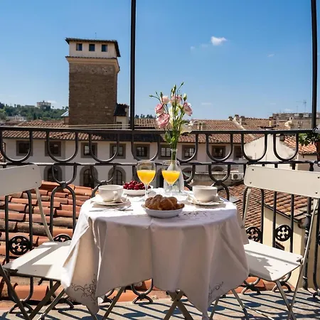 Terrace Apt In Piazza Strozzi-Center Of Florence Exterior photo